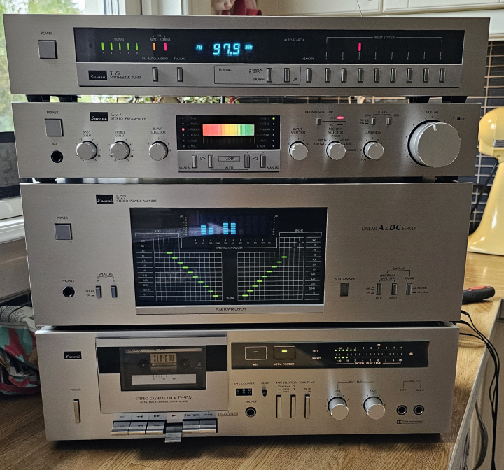 Sansui för- & slutsteg m.m.C77+B77+T77+D95M