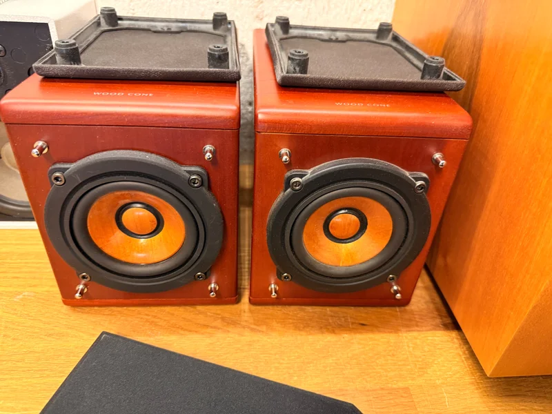 H&ouml;gtalare  - Bild 3 av 7