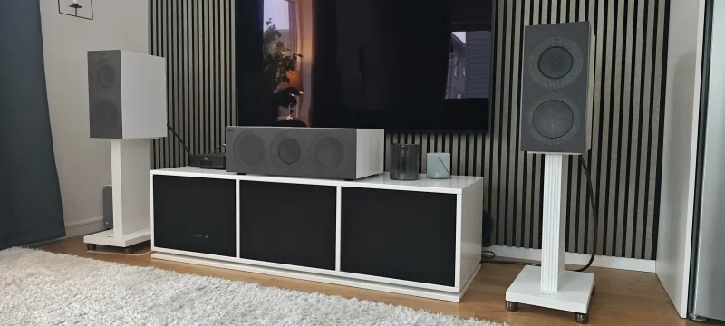 KEF R3 Meta, R6 Meta center, vit high gloss - Bild 5 av 5