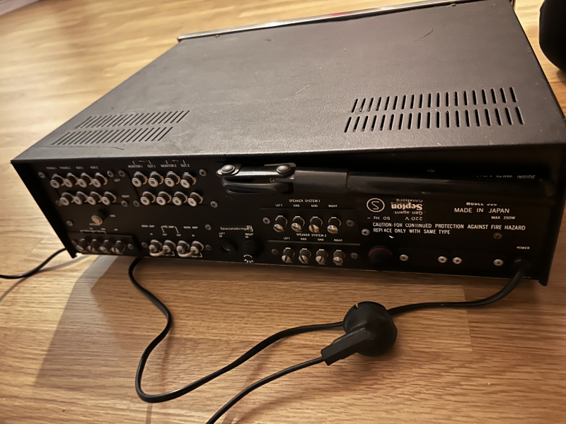 Harman kardon 930 twin powered - Bild 1 av 3