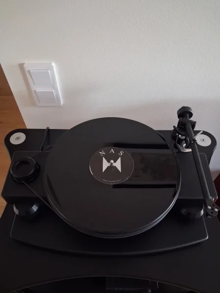 Nottingham Analogue Horizon s&auml;ljes - Bild 1 av 3