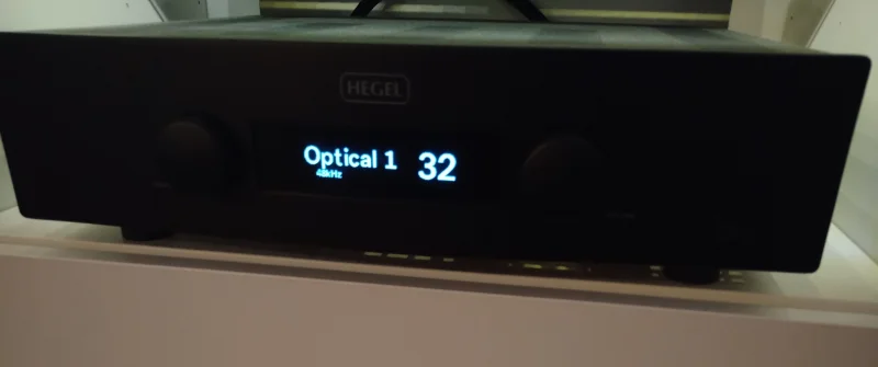 Hegel H190 - Bild 3 av 6