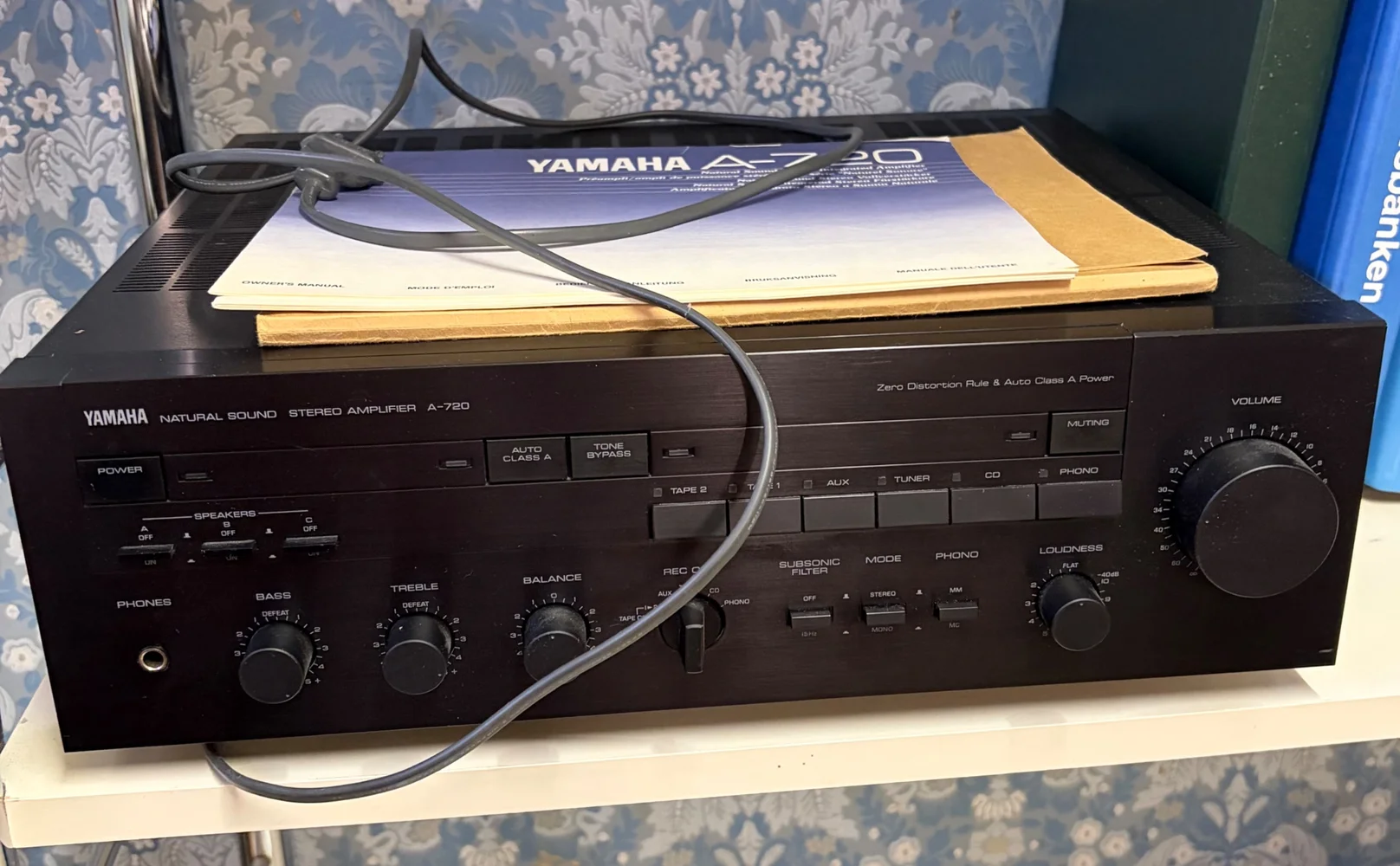 Yamaha A-720 – Stereoförstärkare Yamaha A-720 – Stereoförstärkare - Bild 1 av 1