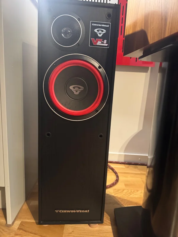 Cerwin-Vega VE-8  - Bild 1 av 3