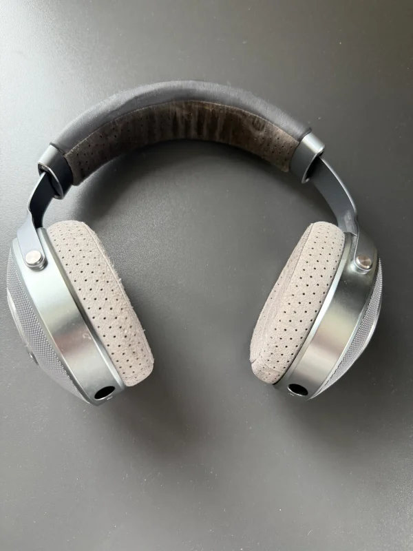 Focal Clear OG + Moon Audio Black Dragon 4 pin XLR (Furutech) 5 ft - Bild 2 av 5