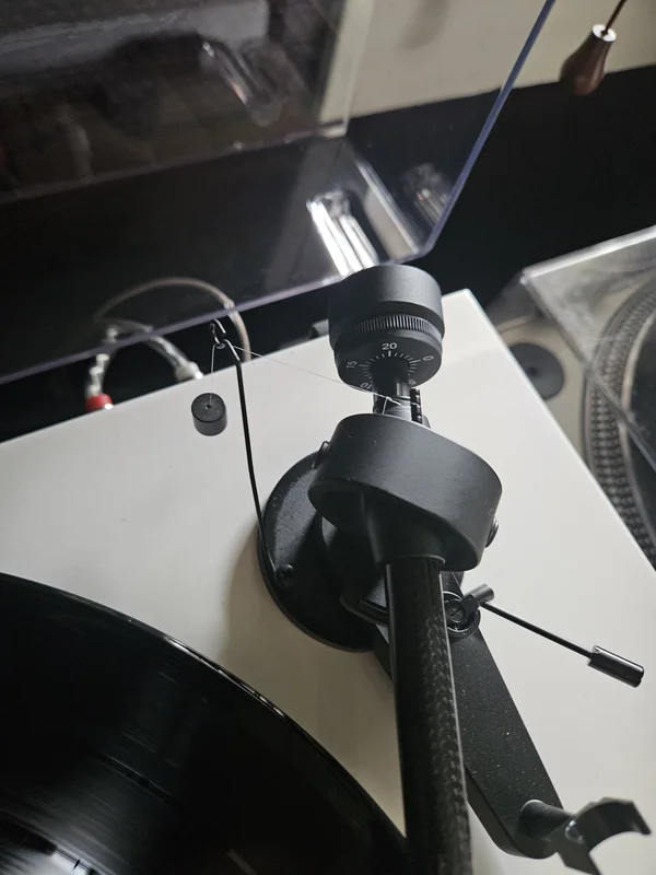 Pro-Ject Debut Carbon Evo mk1 - Bild 9 av 9