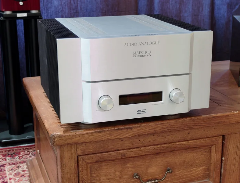 Audio Analogue Maestro Duecento SE |&nbsp;Integrerad f&ouml;rst&auml;rkare - Bild 1 av 2