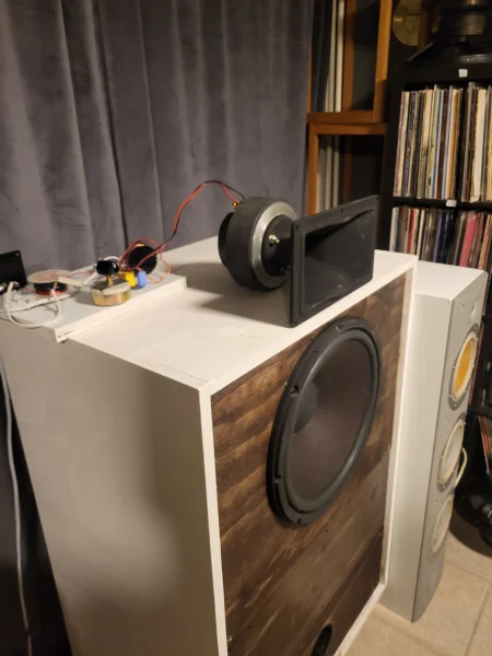 V&auml;ldigt v&auml;lljudande h&ouml;gtalare -nu ny&aring;rsrea!  - Bild 3 av 3