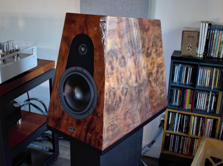 Qln Signature 5 m. stativ, juni 2024, (veil 312000) SENKT PRIS