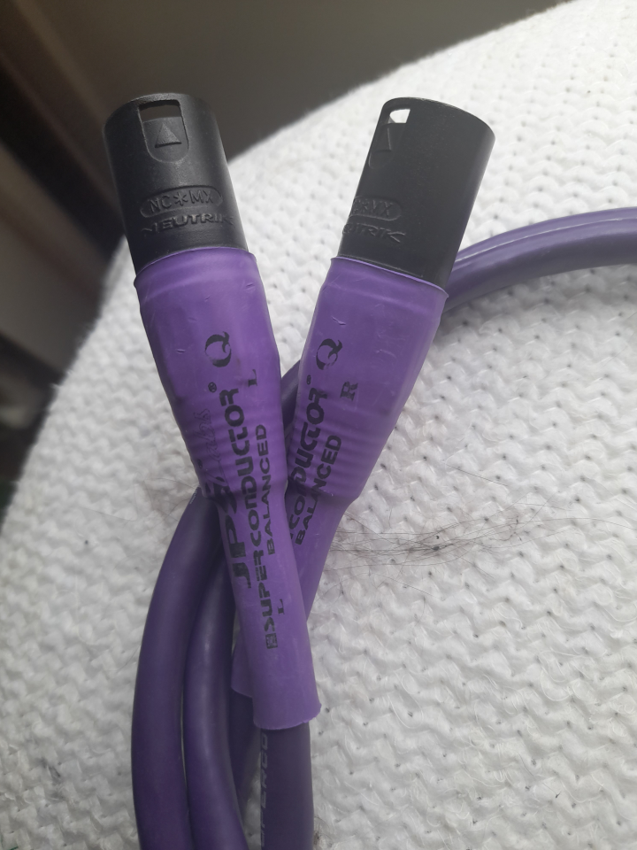 Kabelrensning 2... 1-2m par RCA/XLR
