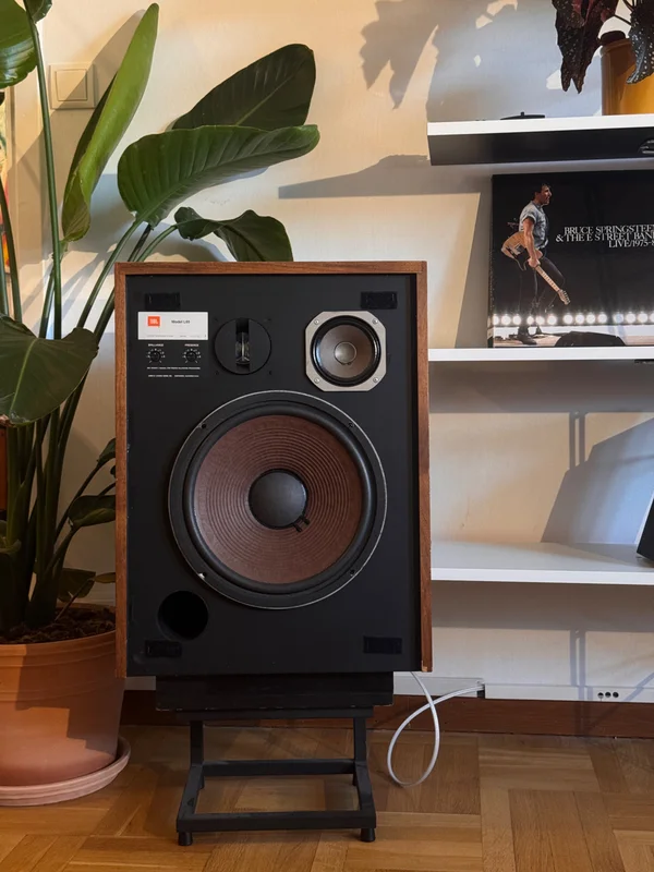 JBL L65 / Jubal omkantade JBL L65 / Jubal omkantade - Bild 1 av 8