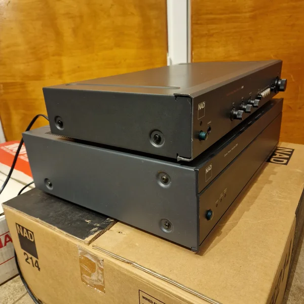 NAD 1000 &amp; 214 - Bild 2 av 7