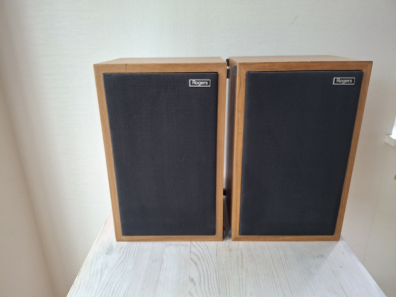 Roger LS 3/5A Monitor - Bild 1 av 3