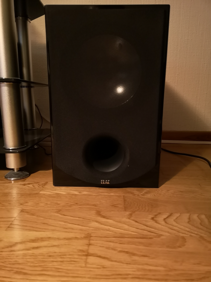 Elac active sub 111.2