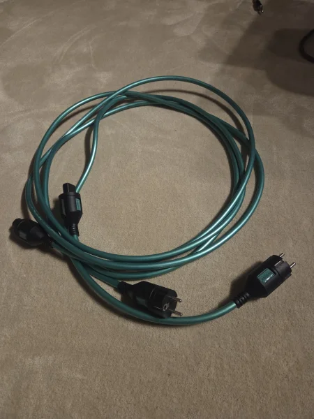 2st Isotek initium 3m C15 2st Isotek initium 3m C15 - Bild 1 av 1