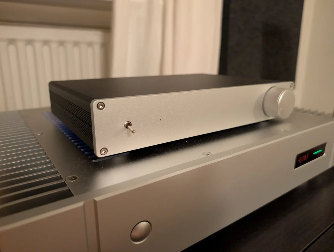 F&ouml;rsteg "accuphase" clone - Kuva 1 / 1