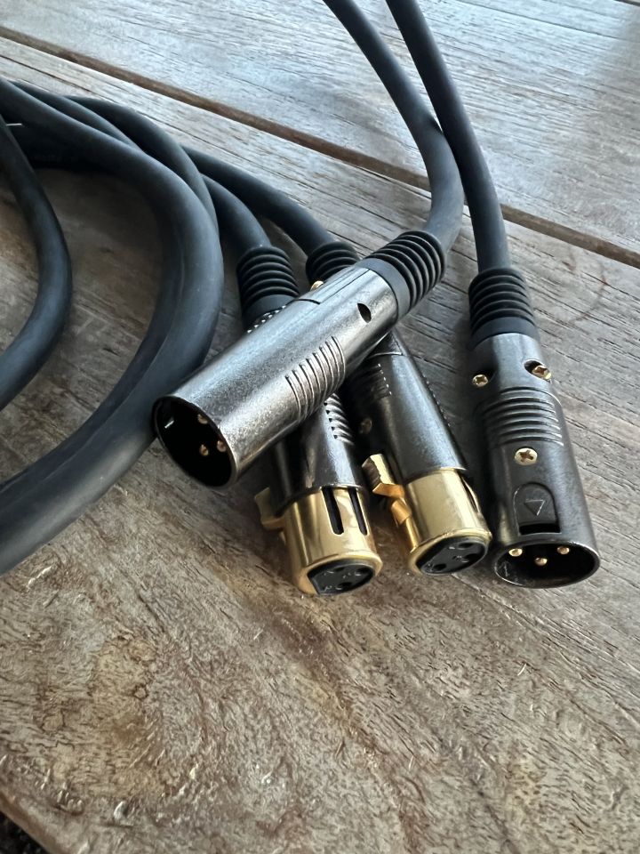 Div kablar (XLR-RCA, RCA subkabel) Prissänkt