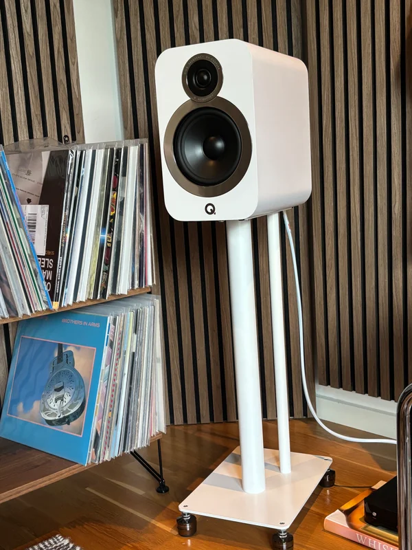 Q Acoustics 3030i inkl stativ - Bild 2 av 3