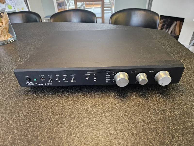 T+A Pulsar P1000 Förförstärkare T+A Pulsar P1000 Förförstärkare - Bild 1 av 3