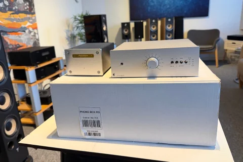 Pro-Ject Phono Box RS med Audiobrava nätdel - Beg RIAA