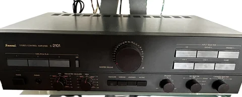 Sansui C-2101 f&ouml;rsteg