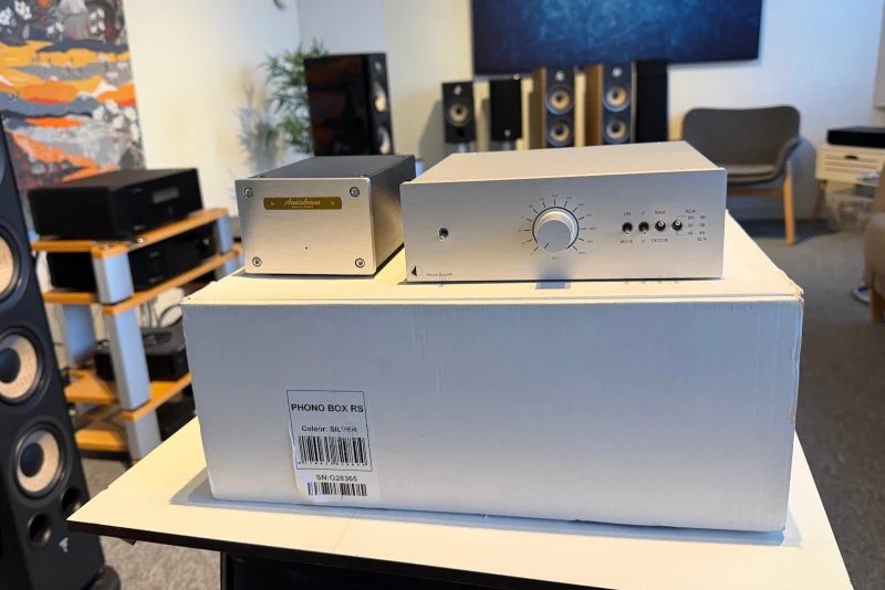 Pro-Ject Phono Box RS med Audiobrava n&auml;tdel - Beg RIAA - Bild 1 av 2