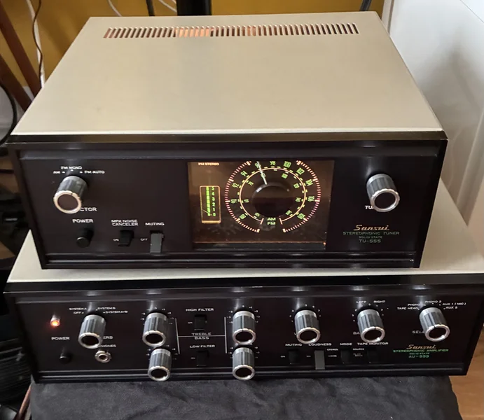 Sansui AU-555 och TU 555 Sansui AU-555 och TU 555 - Image 2 of 2