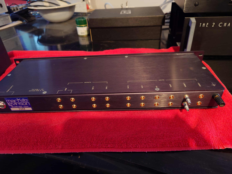 Mark Levinson ML-1 med nätdel PLS-150 Mark Levinson ML-1 med nätdel PLS-150 - Bild 5 av 5