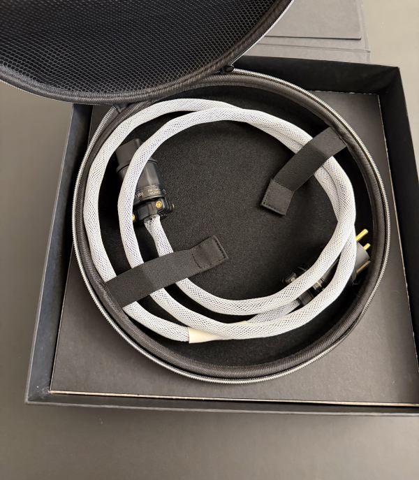 Chord Sarum T powercable 1,5 m C19 - Bild 4 av 4