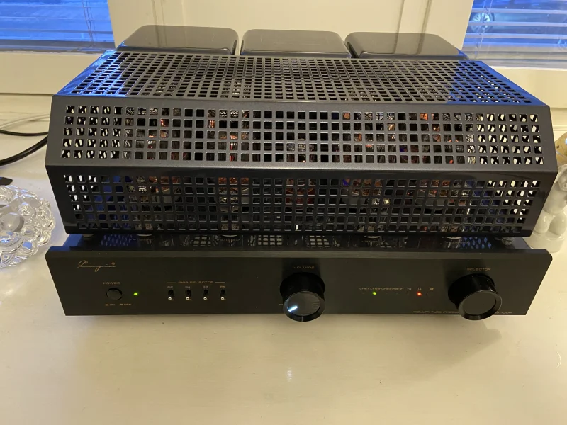 Cayin cs100a tung hi-fi integrerad rörförstärkare i nyskick Cayin cs100a tung hi-fi integrerad rörförstärkare i nyskick - Bild 2 av 3