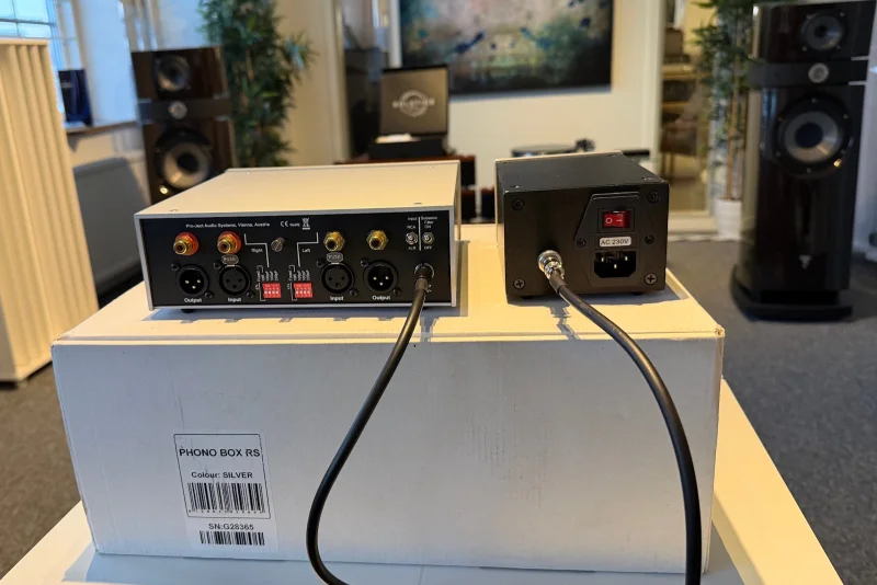 Pro-Ject Phono Box RS med Audiobrava n&auml;tdel - Beg RIAA - Bild 2 av 2