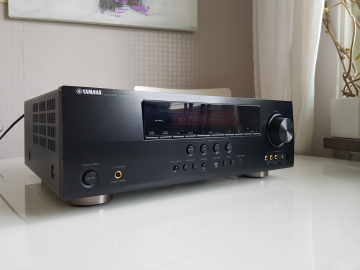 Yamaha RX-V665 Receiver