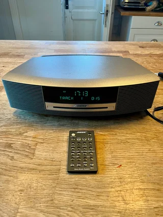 Bose Wave music center med fjärr och dockstation