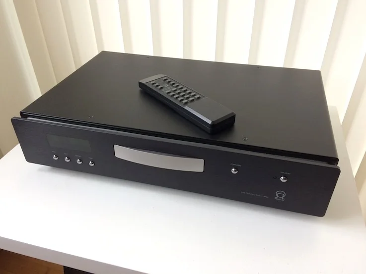 PRIMARE D20 (Cd-spelare / 24-bit Dac) Fjärrkontroll (Ny laser.!) PRIMARE D20 (Cd-spelare / 24-bit Dac) Fjärrkontroll (Ny laser.!) - Bild 1 av 6