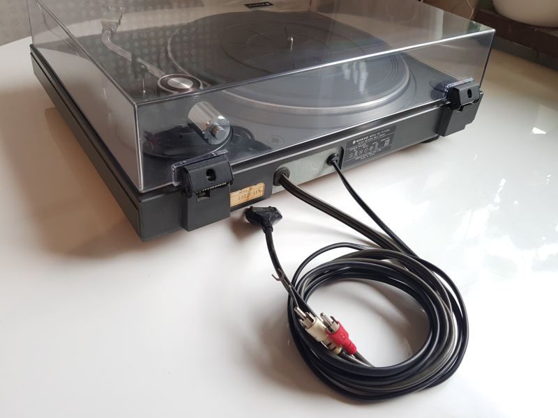 SANYO TP 1005U Semiatomatisk Skivspelare - Bild 12 av 12