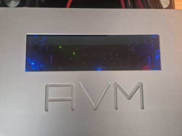 AVM Ovation SD 8.3 