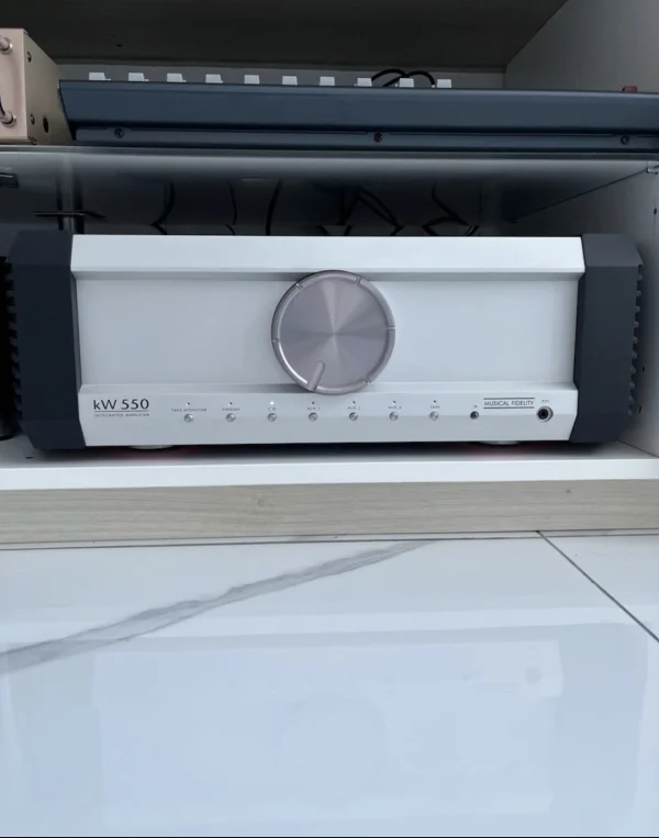 Musical Fidelity kW550 - Bild 1 av 3