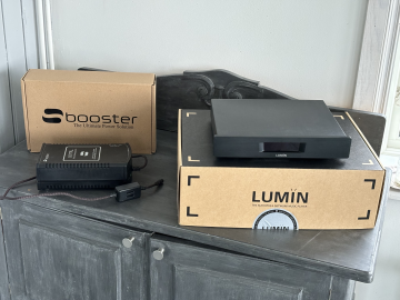 Lumin U1 Mini samt SBooster