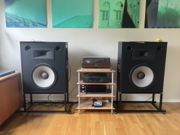 JBL 3677