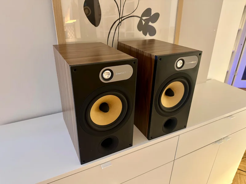 Bowers & Wilkins 685 s1 stativhögtalare Bowers & Wilkins 685 s1 stativhögtalare - Bild 2 av 6