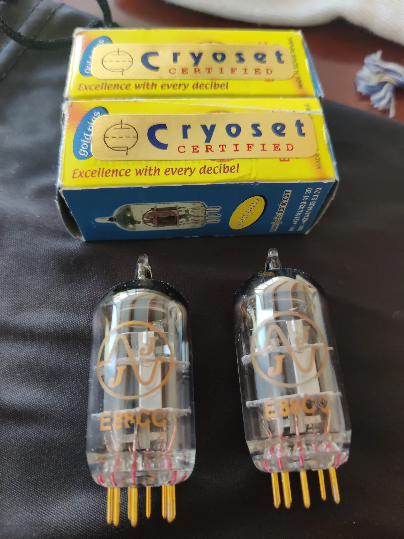 JJ E88CC JJ E88CC - Bild 2 av 3