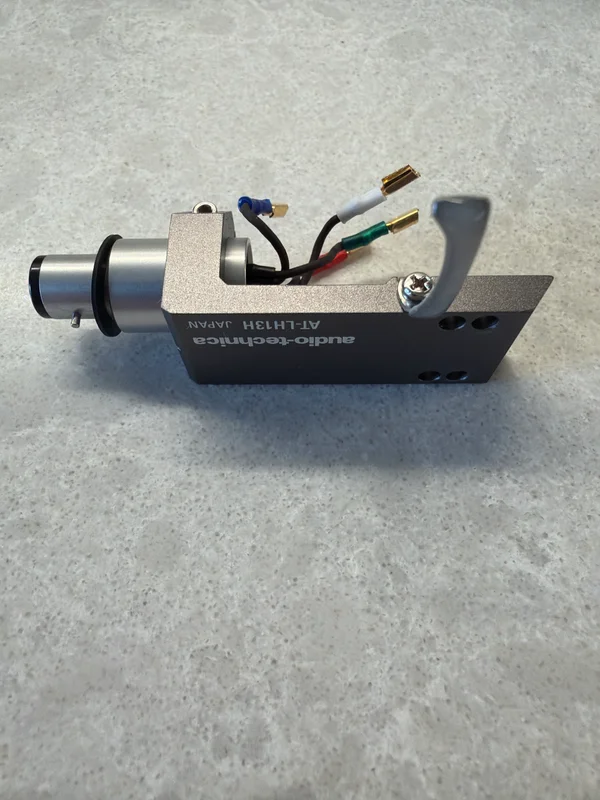 Audio-Technica AT-LH13H headshell Audio-Technica AT-LH13H headshell - Bild 3 av 7