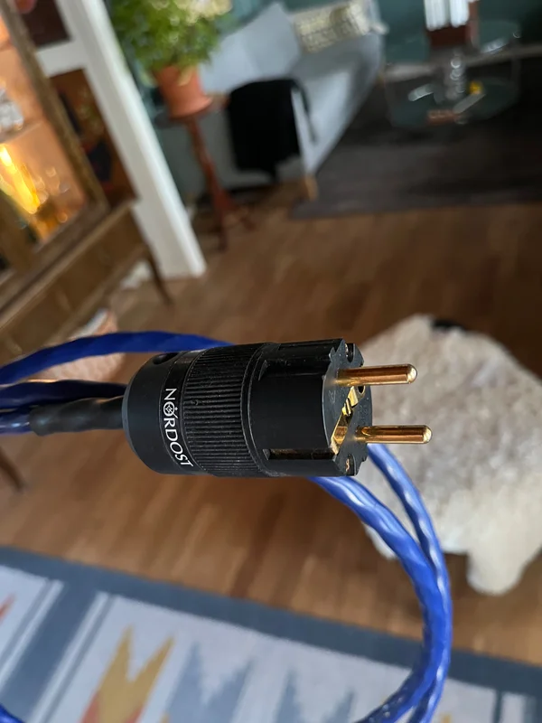 Nordost Blue Heaven nätkabel Nordost Blue Heaven nätkabel - Bild 3 av 3