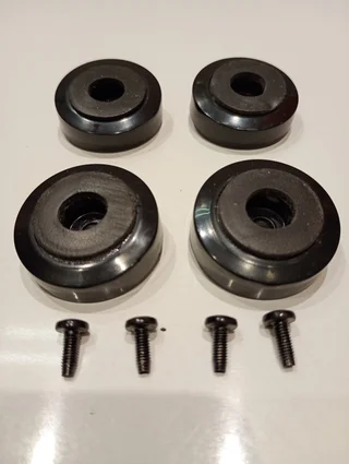 Apparatfötter med skruv
