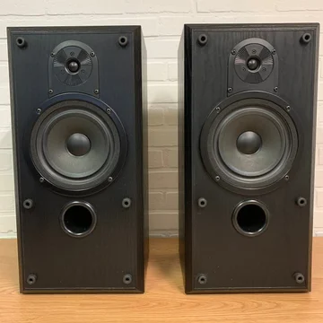 Bowers & Wilkins