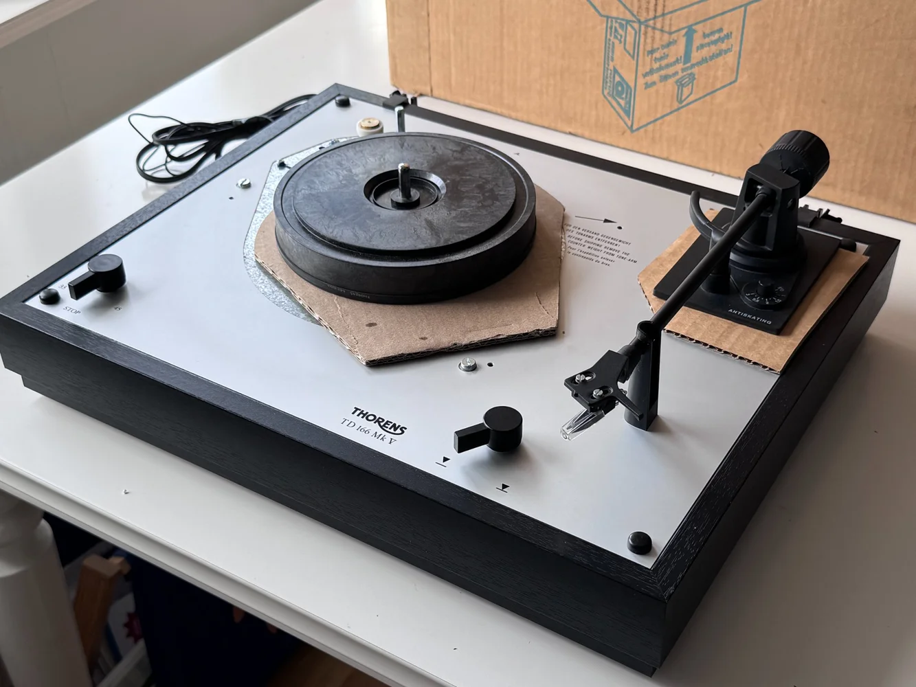 Thorens TD 166 Mk V &ndash; fullt fungerande kvalitetsskivspelare - Bild 6 av 16