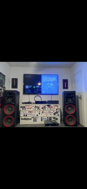 Cerwin Vega CLSC 215 Cerwin Vega CLSC 215 - Bild 1 av 3