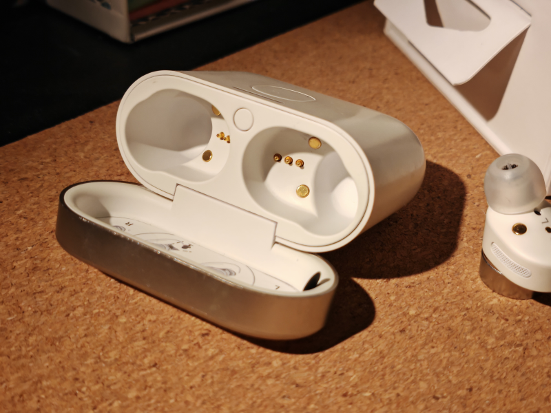 Bowers & Wilkins pi7 s2 Bowers & Wilkins pi7 s2 - Bild 3 av 4