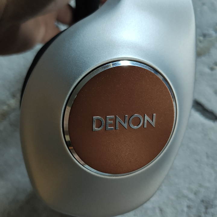 Denon AH-D7100