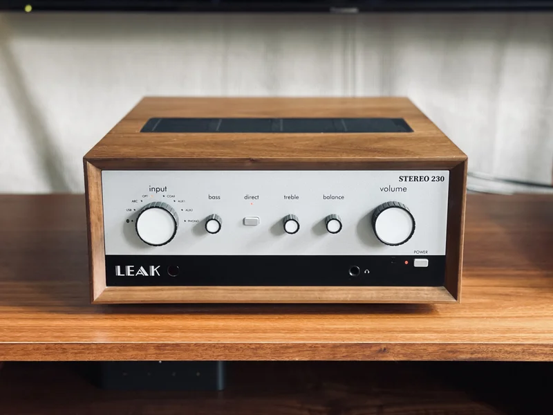 LEAK Stereo 230 (Valn&ouml;t) - Bild 1 av 5